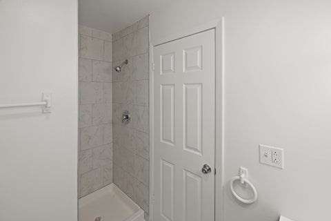 Tiny photo for 160 S Waters Edge Drive #101, Glendale Heights, IL 60139 (MLS # 12793220)