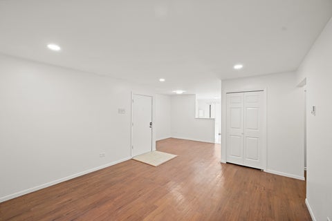 Tiny photo for 160 S Waters Edge Drive #101, Glendale Heights, IL 60139 (MLS # 12793220)