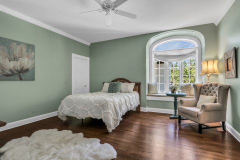 Tiny photo for 1220 Lake Street, Libertyville, IL 60048 (MLS # 12744591)
