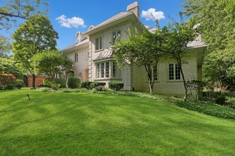 Tiny photo for 1220 Lake Street, Libertyville, IL 60048 (MLS # 12744591)
