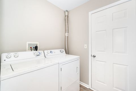 Tiny photo for 158 Concord Drive S #158, Oswego, IL 60543 (MLS # 12494337)