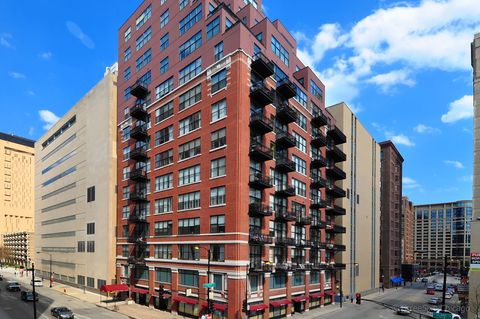 Photo of 547 S Clark Street #604, Chicago, IL 60605 (MLS # 12584272)