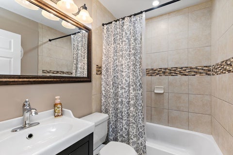 Tiny photo for 17 Joslyn Drive, Elgin, IL 60120 (MLS # 12746233)