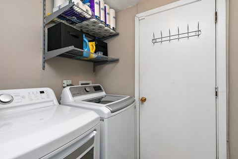 Tiny photo for 17 Joslyn Drive, Elgin, IL 60120 (MLS # 12746233)