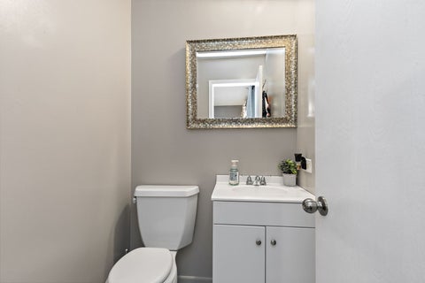 Tiny photo for 17 Joslyn Drive, Elgin, IL 60120 (MLS # 12746233)