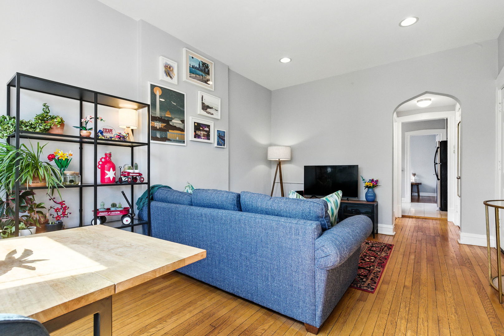 1716 W Leland Avenue 2F