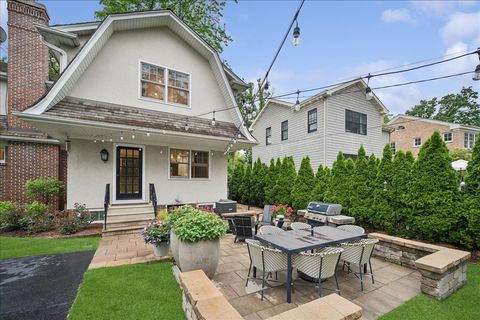 Tiny photo for 1107 Griffith Road, Lake Forest, IL 60045 (MLS # 12688139)