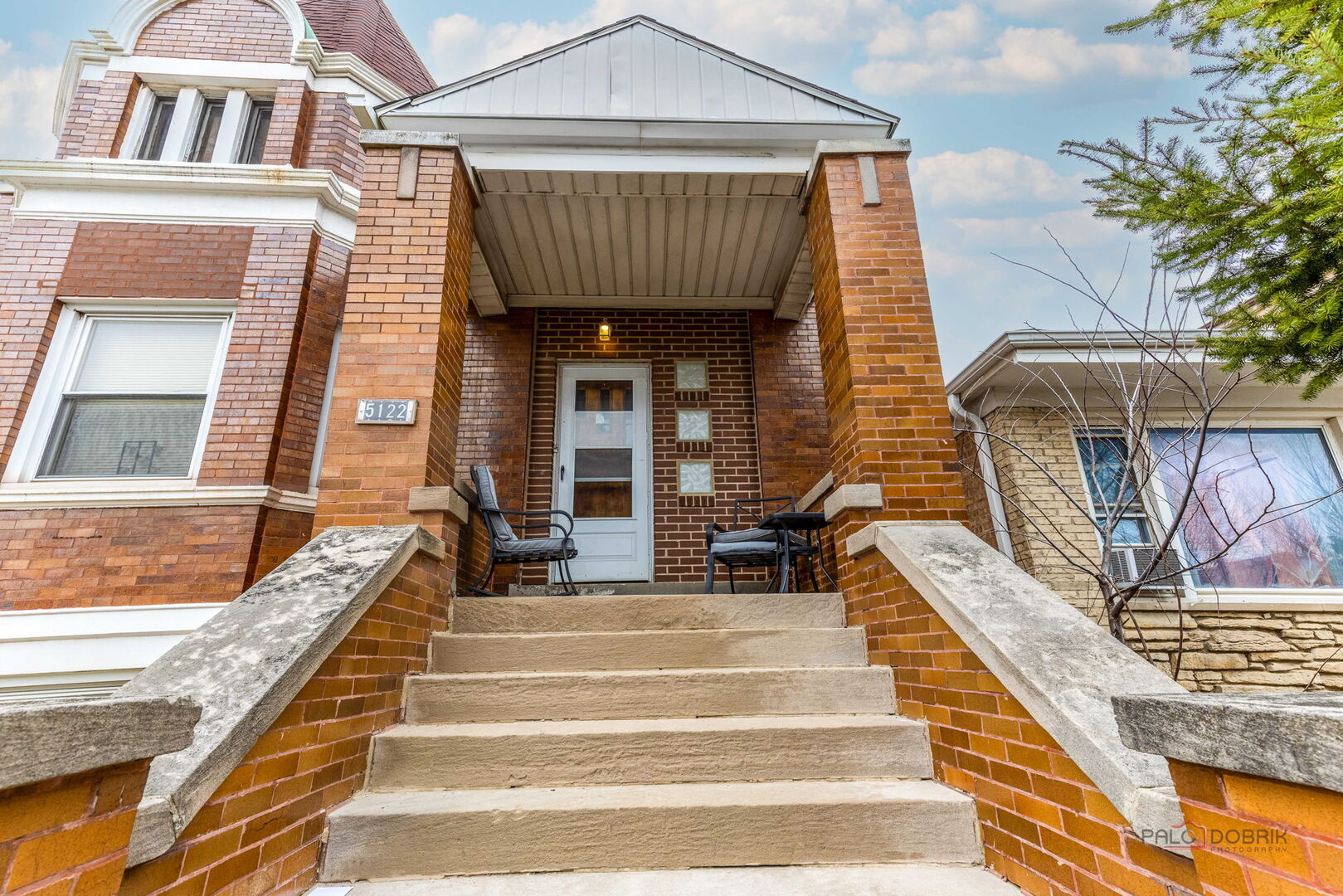 5122 W 30th Place