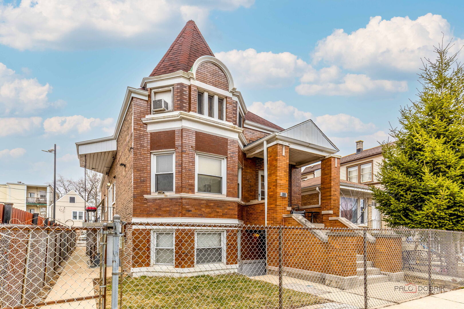 5122 W 30th Place