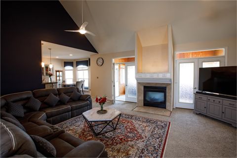 Tiny photo for 508 N Raven Road, Shorewood, IL 60404 (MLS # 12568710)