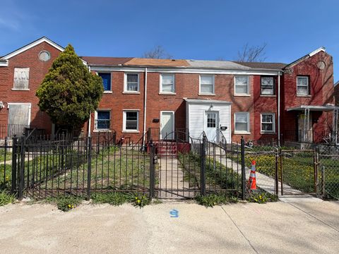 Photo of 652 E 105th Place, Chicago, IL 60628 (MLS # 12636290)