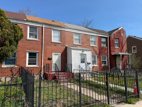 Tiny photo for 652 E 105th Place, Chicago, IL 60628 (MLS # 12636290)