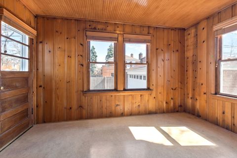 Tiny photo for 7425 N California Avenue, Chicago, IL 60645 (MLS # 12538494)