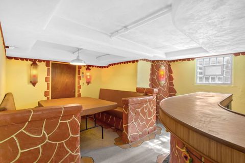 Tiny photo for 7425 N California Avenue, Chicago, IL 60645 (MLS # 12538494)