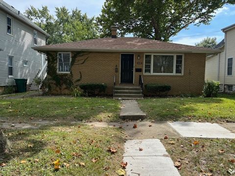 Photo of 512 DOUGLAS Street, Joliet, IL 60435 (MLS # 12470890)