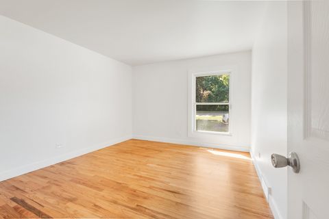 Tiny photo for 160 E Terra Cotta Avenue, Crystal Lake, IL 60014 (MLS # 12506941)