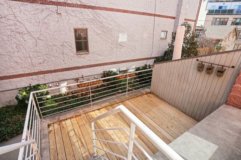 Tiny photo for 2940 N Lakewood Avenue #7, Chicago, IL 60657 (MLS # 12585392)