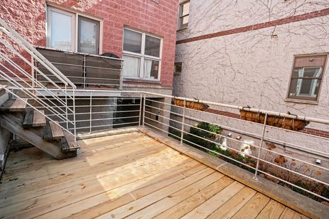 Tiny photo for 2940 N Lakewood Avenue #7, Chicago, IL 60657 (MLS # 12585392)