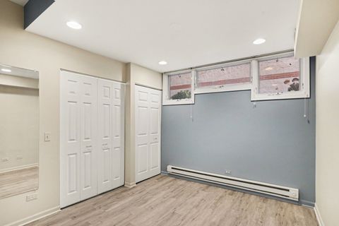 Tiny photo for 2940 N Lakewood Avenue #7, Chicago, IL 60657 (MLS # 12585392)