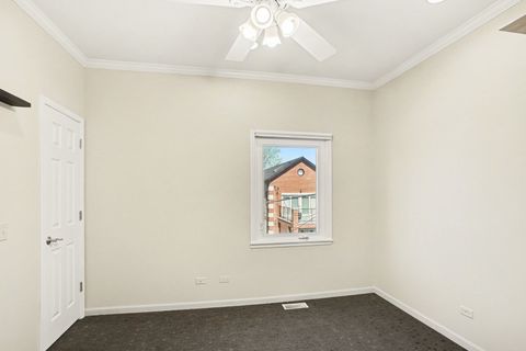 Tiny photo for 2940 N Lakewood Avenue #7, Chicago, IL 60657 (MLS # 12585392)