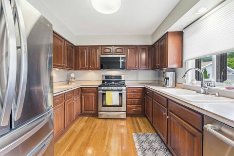 Tiny photo for 415 Cypress Court, Schaumburg, IL 60193 (MLS # 12646821)