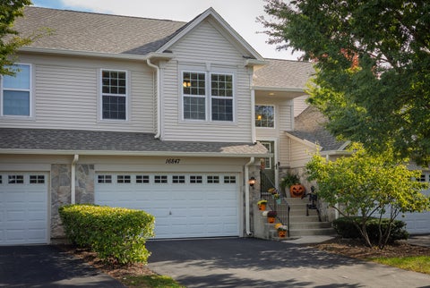 Photo of 16847 Ivy Lane #16847, Lockport, IL 60441 (MLS # 12781276)