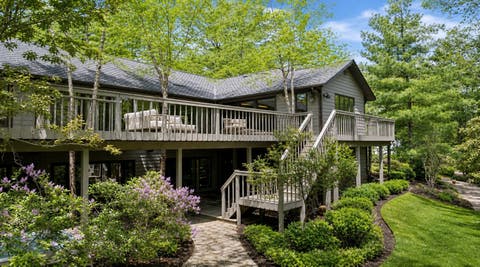 Photo of 106 Oak Ridge Drive, Burr Ridge, IL 60527 (MLS # 12696097)