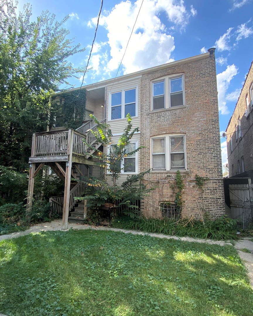 6351 S California Avenue