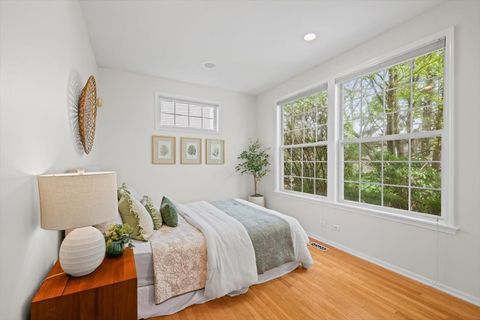 Tiny photo for Buffalo Grove, IL 60089 (MLS # 12629594)