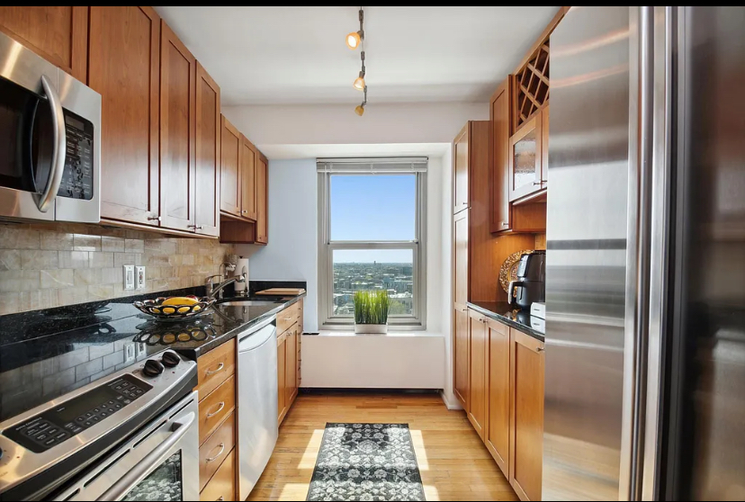 3600 N Lake Shore Drive 1624