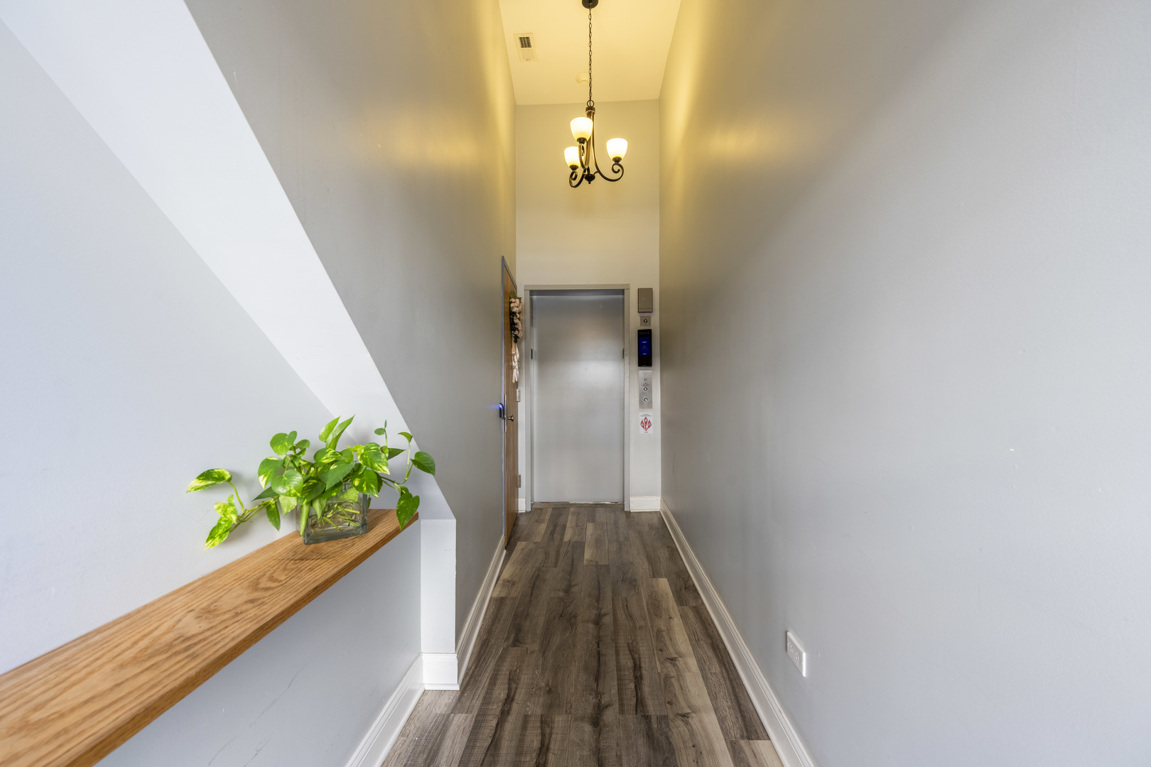 2056 N Damen Avenue 2