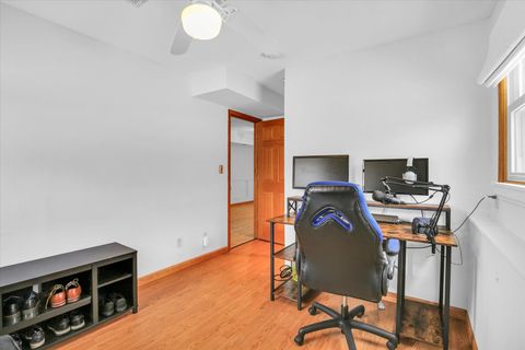 Tiny photo for 308 E Willard Street, Urbana, IL 61801 (MLS # 12516091)