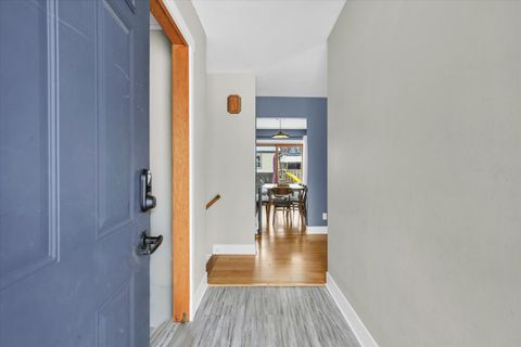 Tiny photo for 308 E Willard Street, Urbana, IL 61801 (MLS # 12516091)