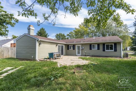 Tiny photo for 113 Cedarwood Avenue, Bolingbrook, IL 60440 (MLS # 12502588)