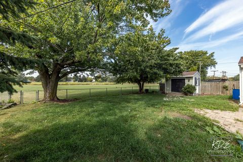 Tiny photo for 113 Cedarwood Avenue, Bolingbrook, IL 60440 (MLS # 12502588)