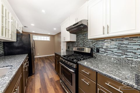 Tiny photo for 113 Cedarwood Avenue, Bolingbrook, IL 60440 (MLS # 12502588)