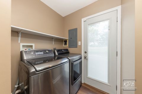 Tiny photo for 113 Cedarwood Avenue, Bolingbrook, IL 60440 (MLS # 12502588)