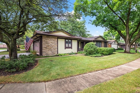 Tiny photo for Glenview, IL 60025 (MLS # 12761490)