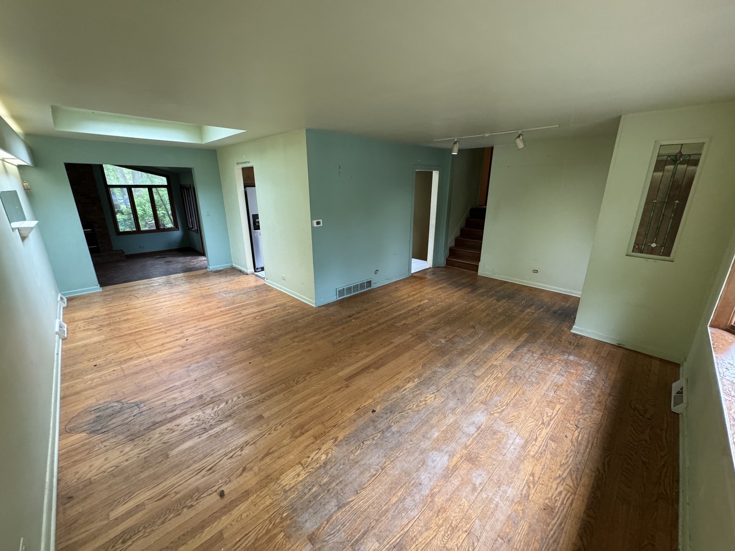 49 Golden Larch Court