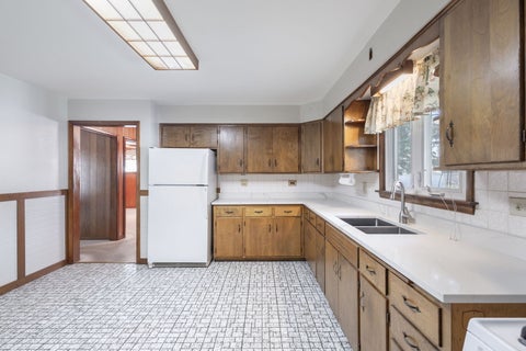 Tiny photo for 9804 Rutherford Avenue, Oak Lawn, IL 60453 (MLS # 12793518)