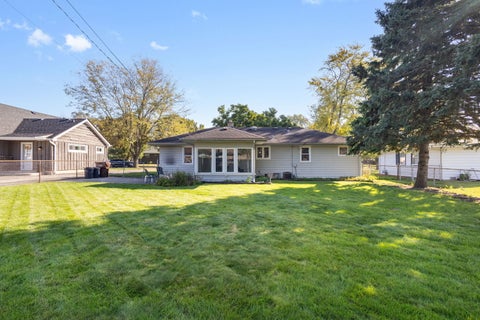 Tiny photo for 9804 Rutherford Avenue, Oak Lawn, IL 60453 (MLS # 12793518)