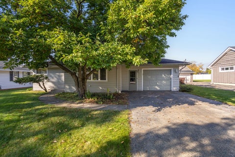 Photo of 9804 Rutherford Avenue, Oak Lawn, IL 60453 (MLS # 12793518)