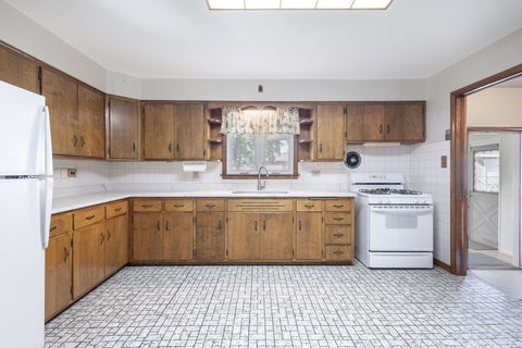 Tiny photo for 9804 Rutherford Avenue, Oak Lawn, IL 60453 (MLS # 12793518)