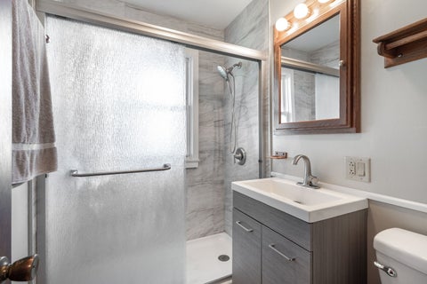 Tiny photo for 9804 Rutherford Avenue, Oak Lawn, IL 60453 (MLS # 12793518)