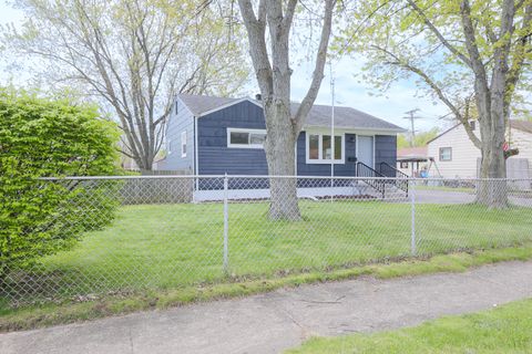 Tiny photo for 1733 Ballentine Street, Waukegan, IL 60087 (MLS # 12631891)