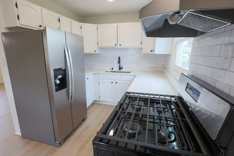 Tiny photo for 1733 Ballentine Street, Waukegan, IL 60087 (MLS # 12631891)