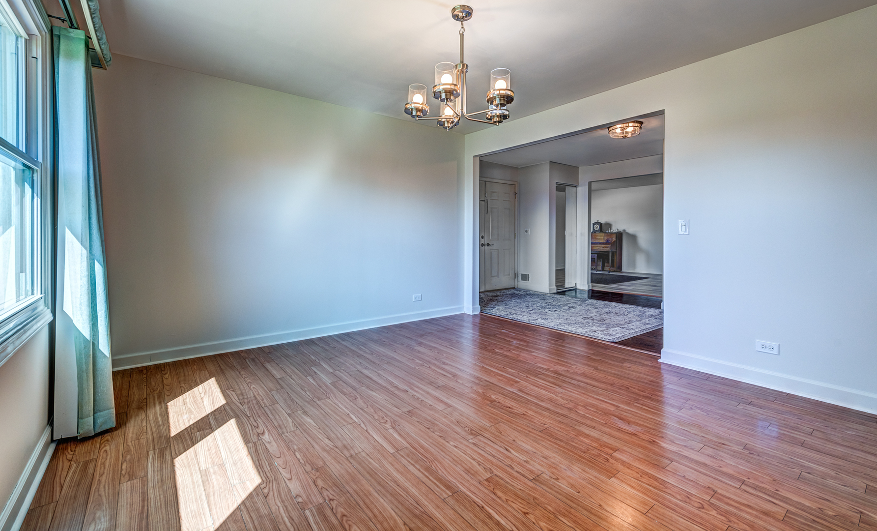 11 BIRCHWOOD Avenue
