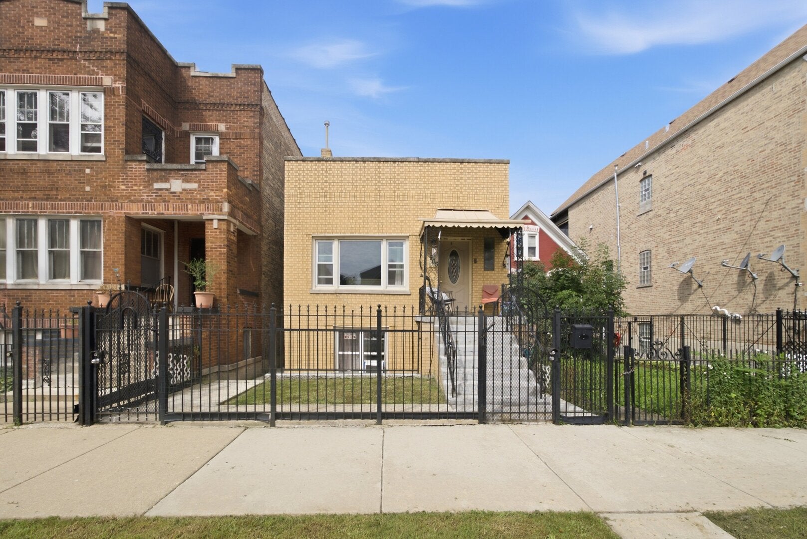 906 N Monticello Avenue