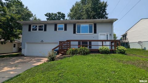 Tiny photo for 624 S 4TH Street, Eldridge, IA 52748 (MLS # QC4265461)