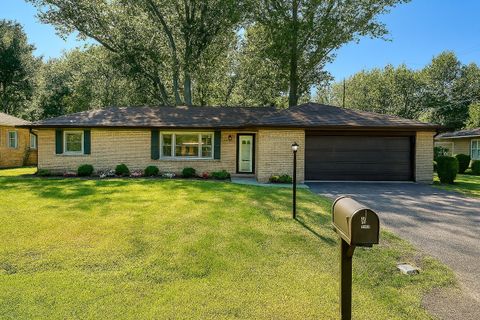 Photo of 55 Cherry Drive, Kankakee, IL 60901 (MLS # 12467983)